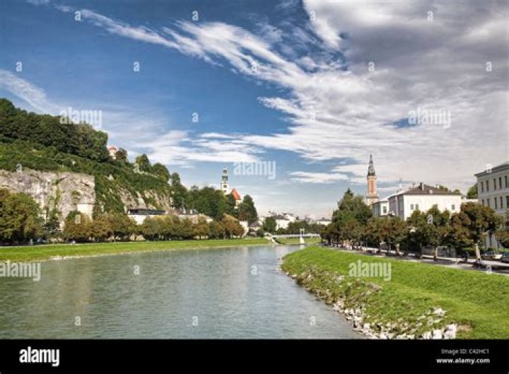 Where does the salzach flow?